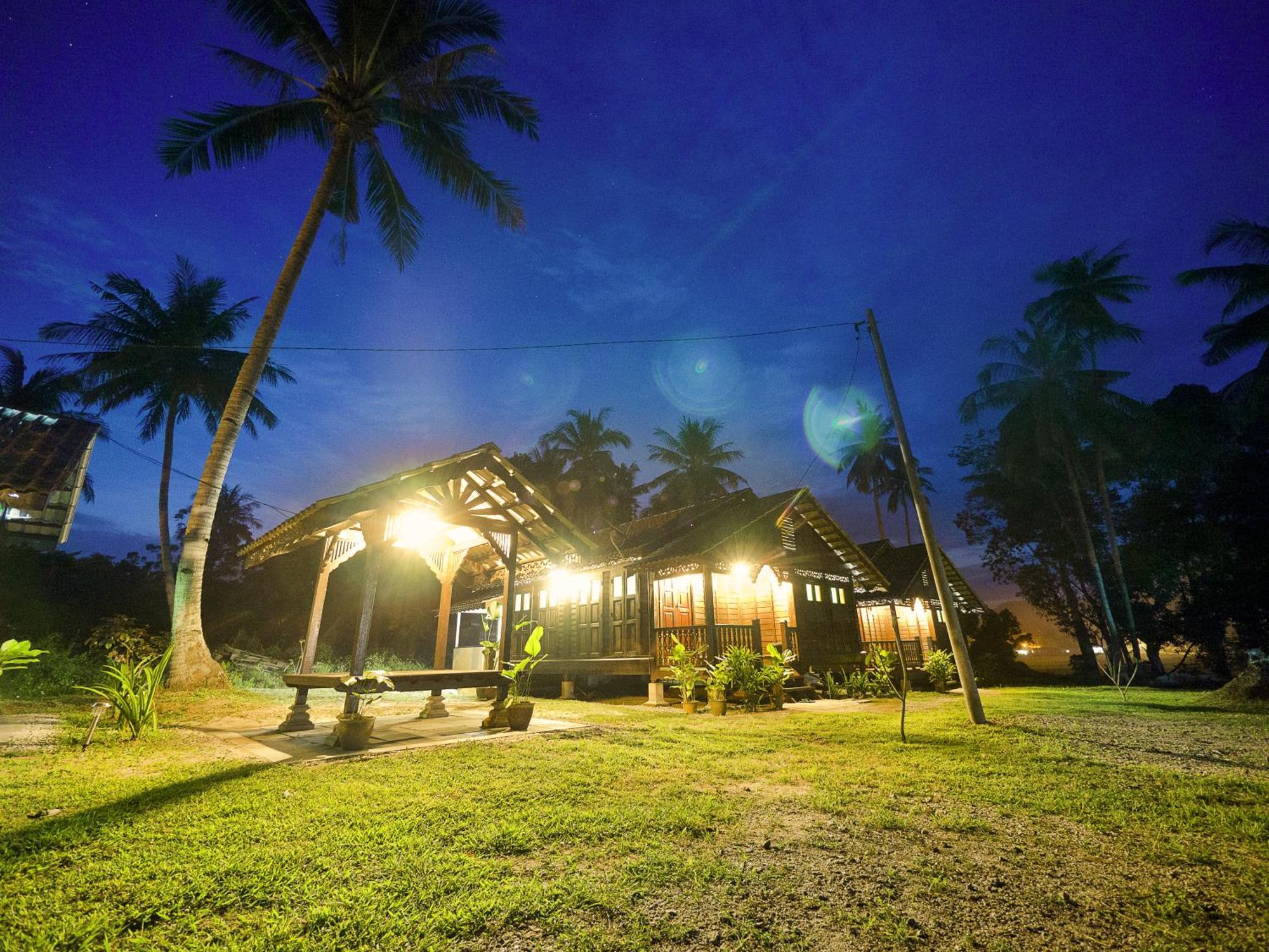 Kampung Tok Lembut Vacation Home Pantai Cenang Kültér fotó